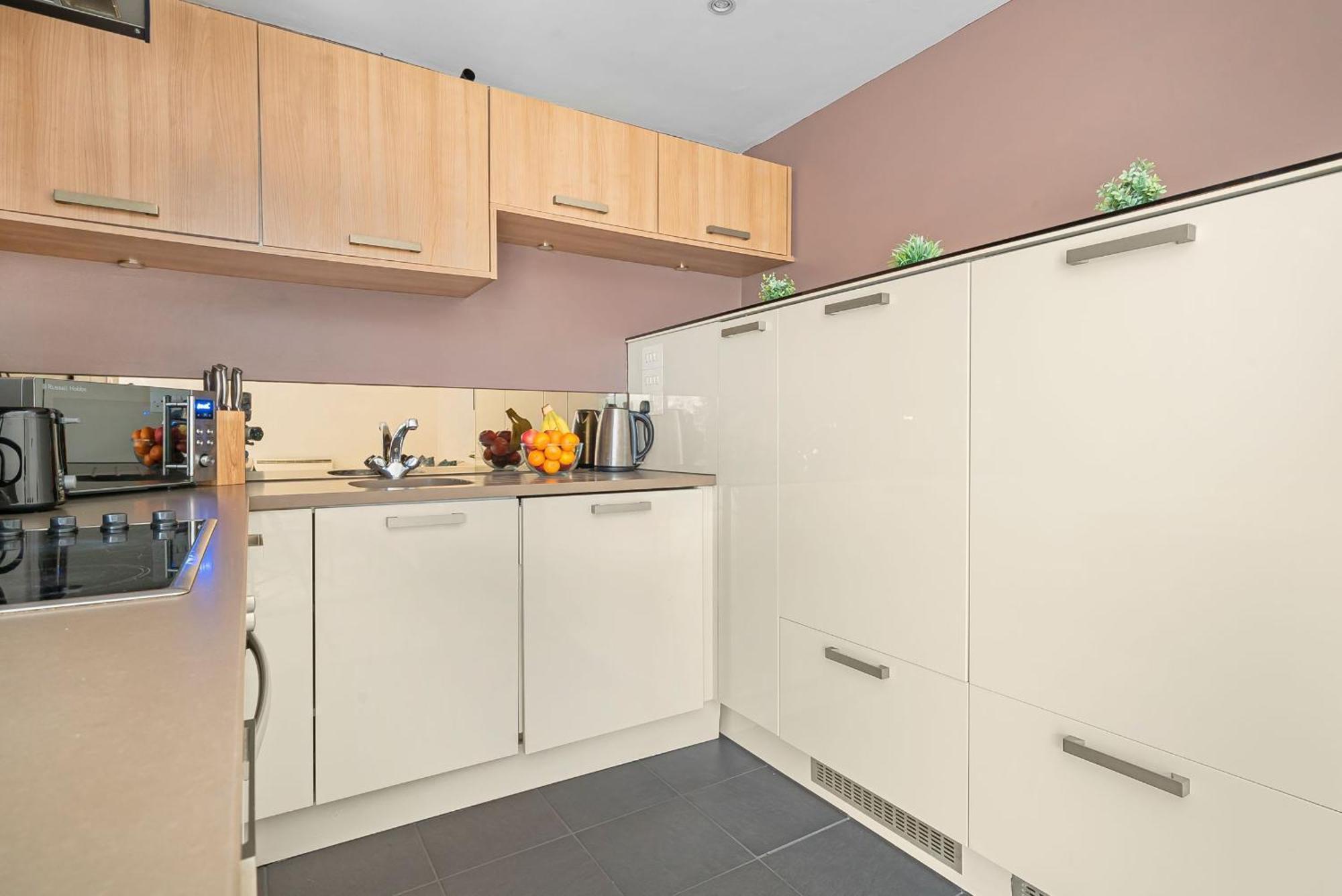 King'S Cross - 2Br With Terrace - Cityapartmentstay London Exterior foto