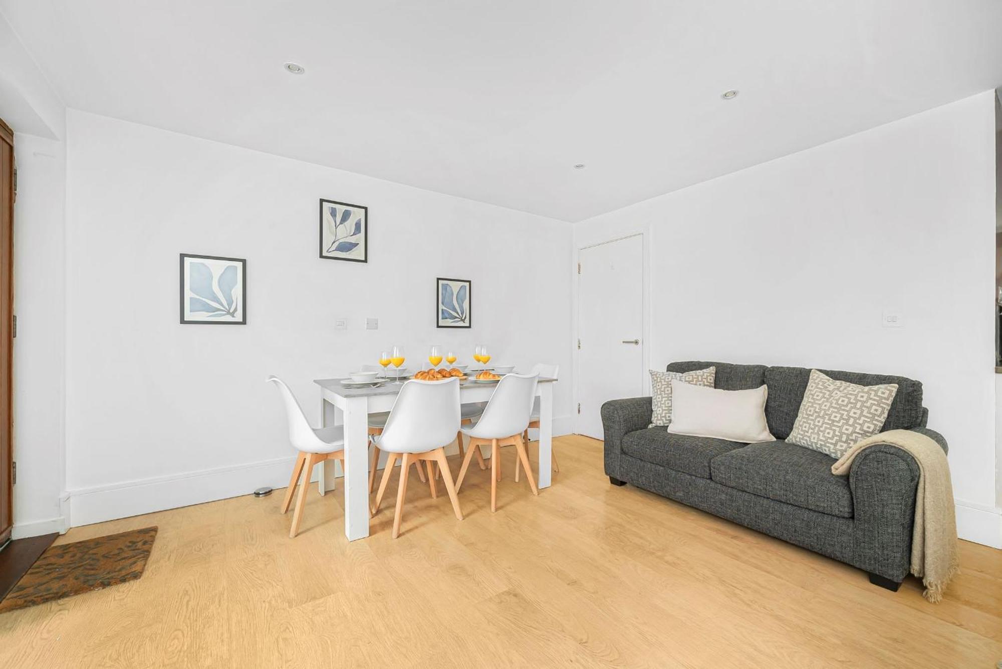 King'S Cross - 2Br With Terrace - Cityapartmentstay London Exterior foto