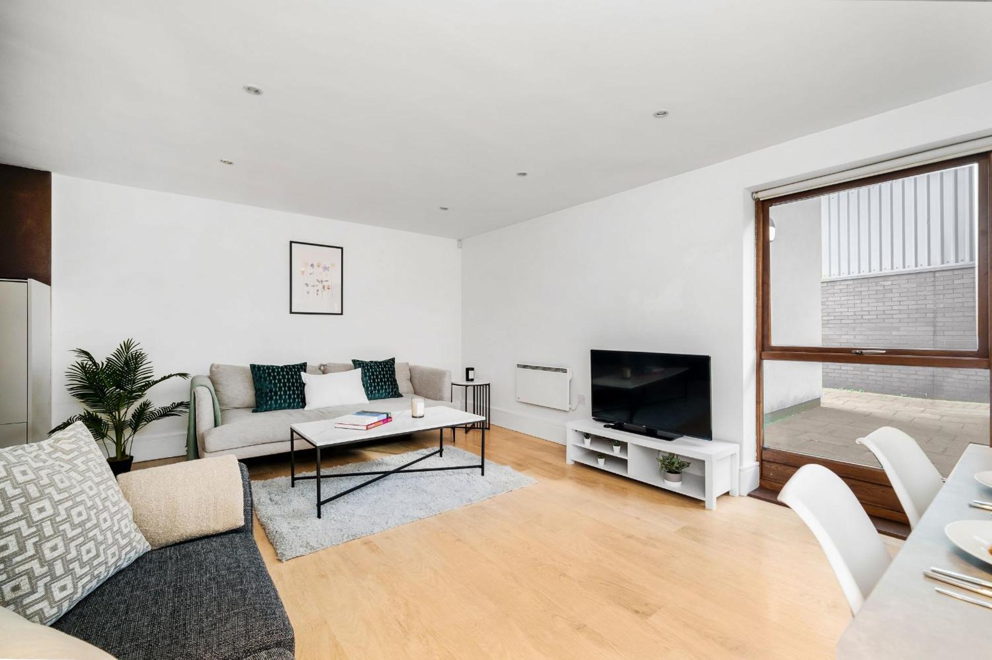 King'S Cross - 2Br With Terrace - Cityapartmentstay London Exterior foto