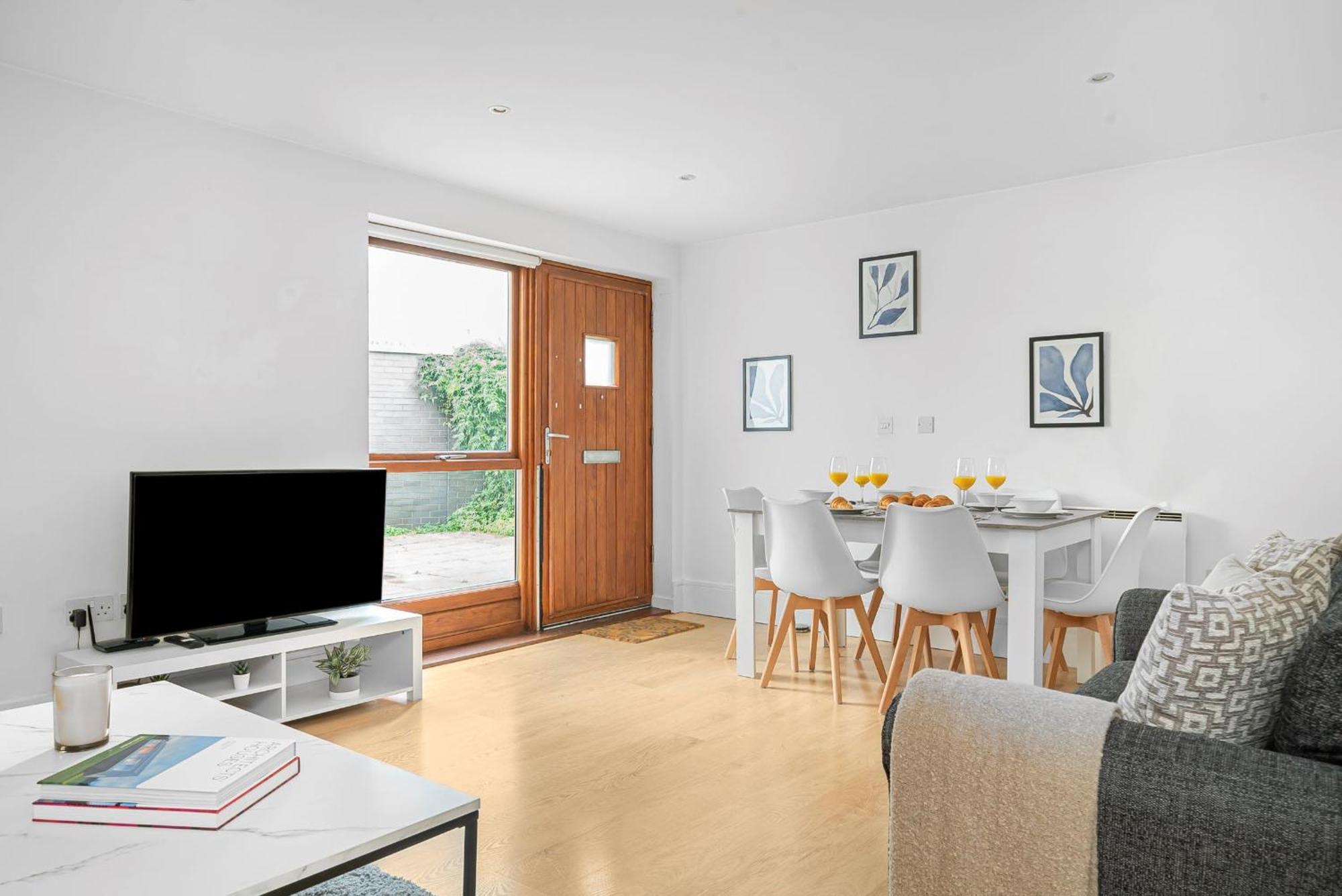 King'S Cross - 2Br With Terrace - Cityapartmentstay London Exterior foto